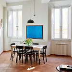 Trasteverehome - Elegant Home Near Navona Square